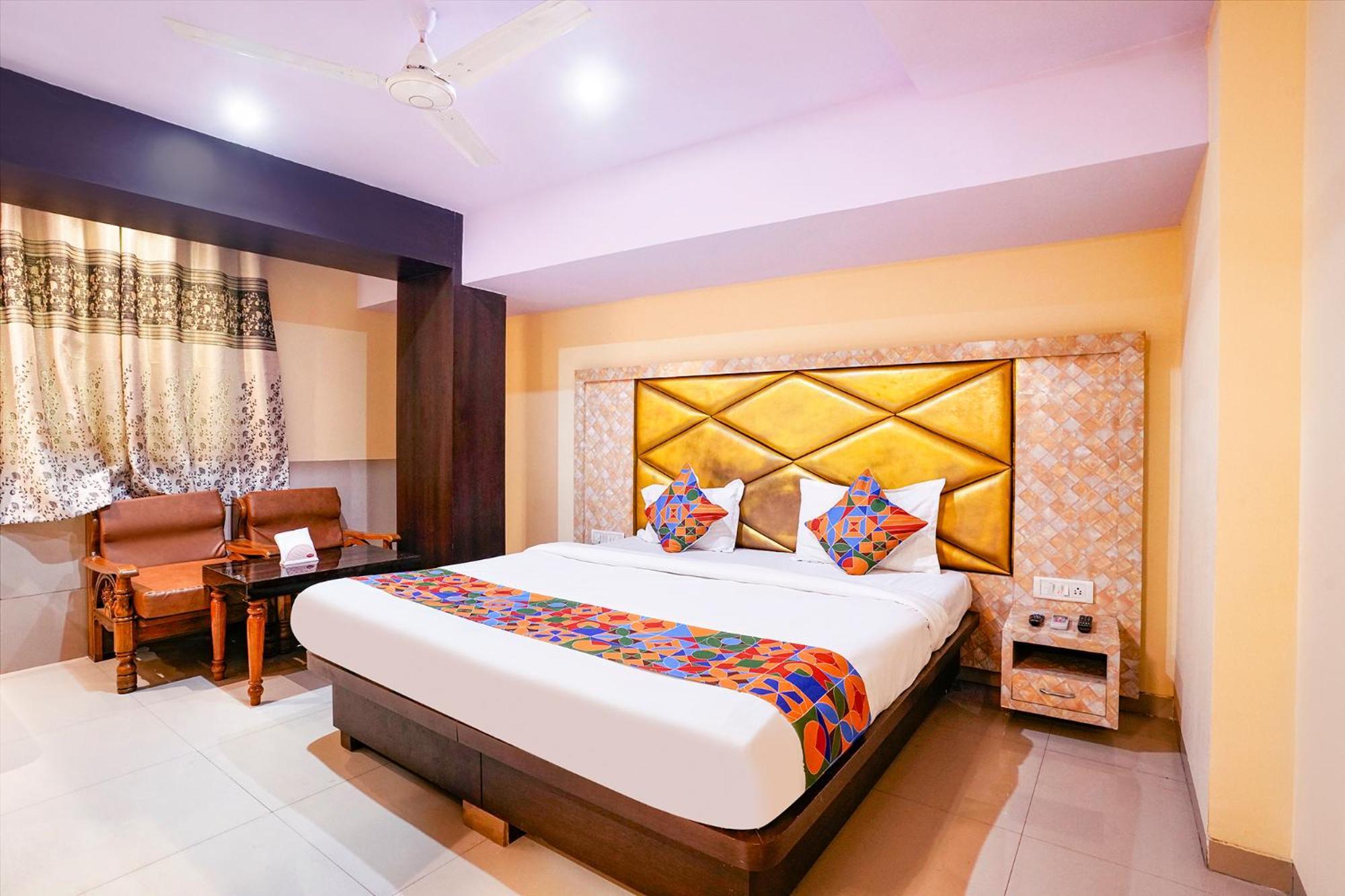 Fabhotel Everest Vashi Εξωτερικό φωτογραφία