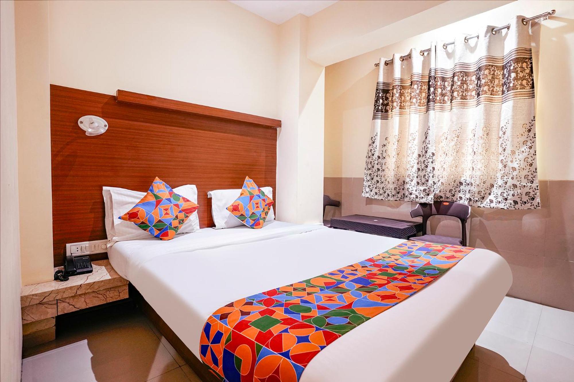 Fabhotel Everest Vashi Εξωτερικό φωτογραφία