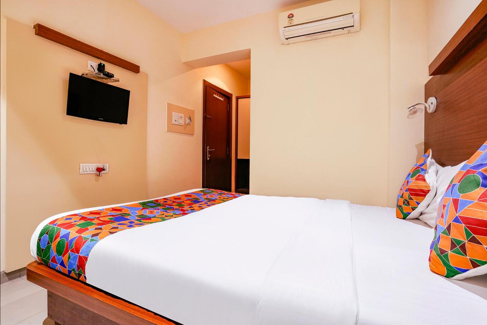 Fabhotel Everest Vashi Εξωτερικό φωτογραφία