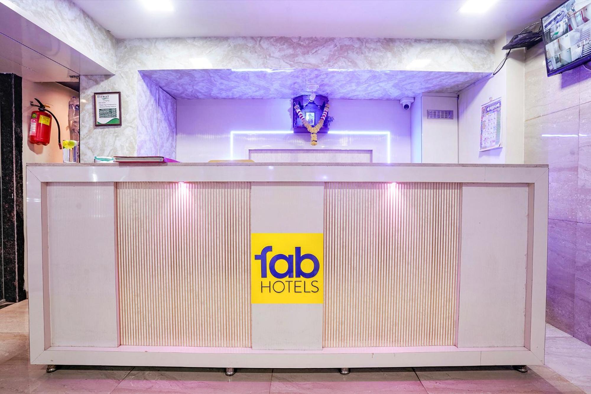 Fabhotel Everest Vashi Εξωτερικό φωτογραφία