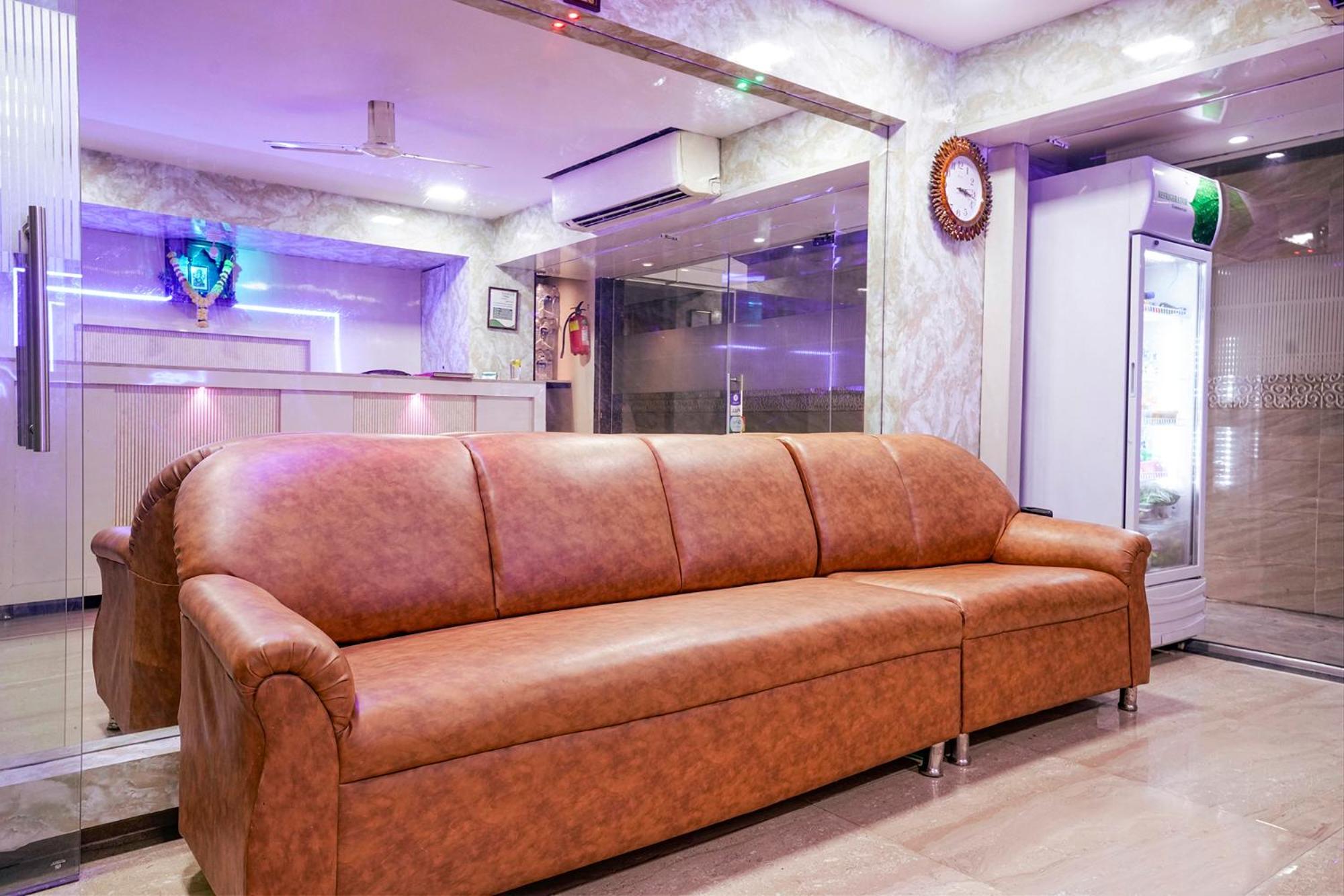 Fabhotel Everest Vashi Εξωτερικό φωτογραφία