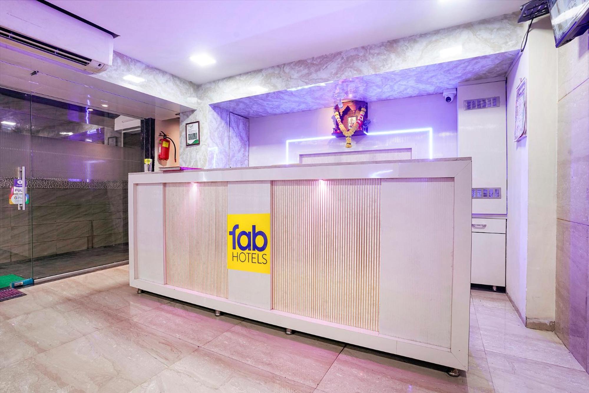 Fabhotel Everest Vashi Εξωτερικό φωτογραφία