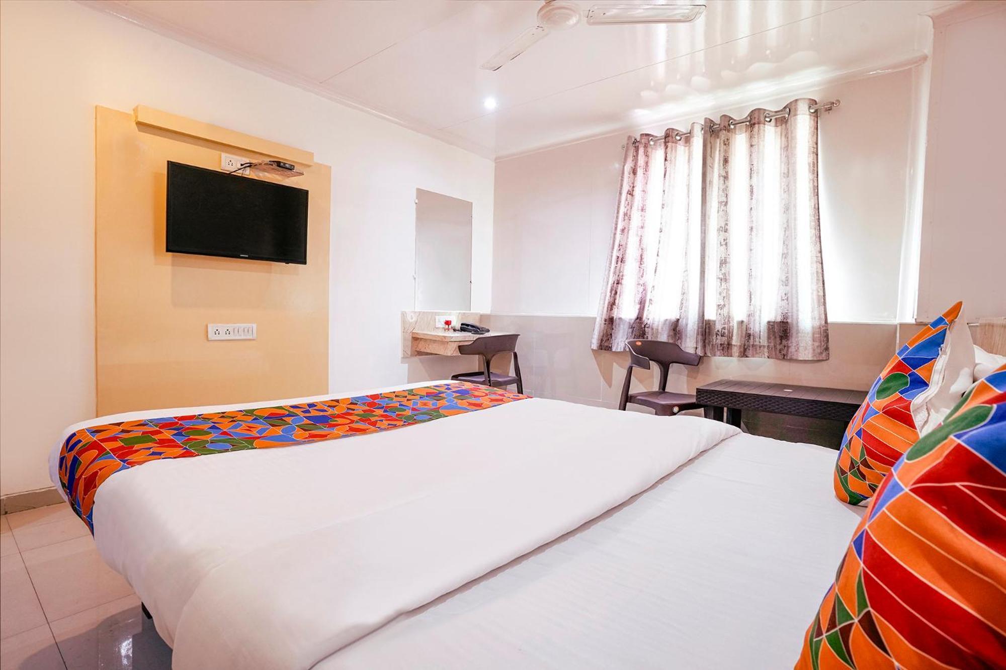 Fabhotel Everest Vashi Εξωτερικό φωτογραφία
